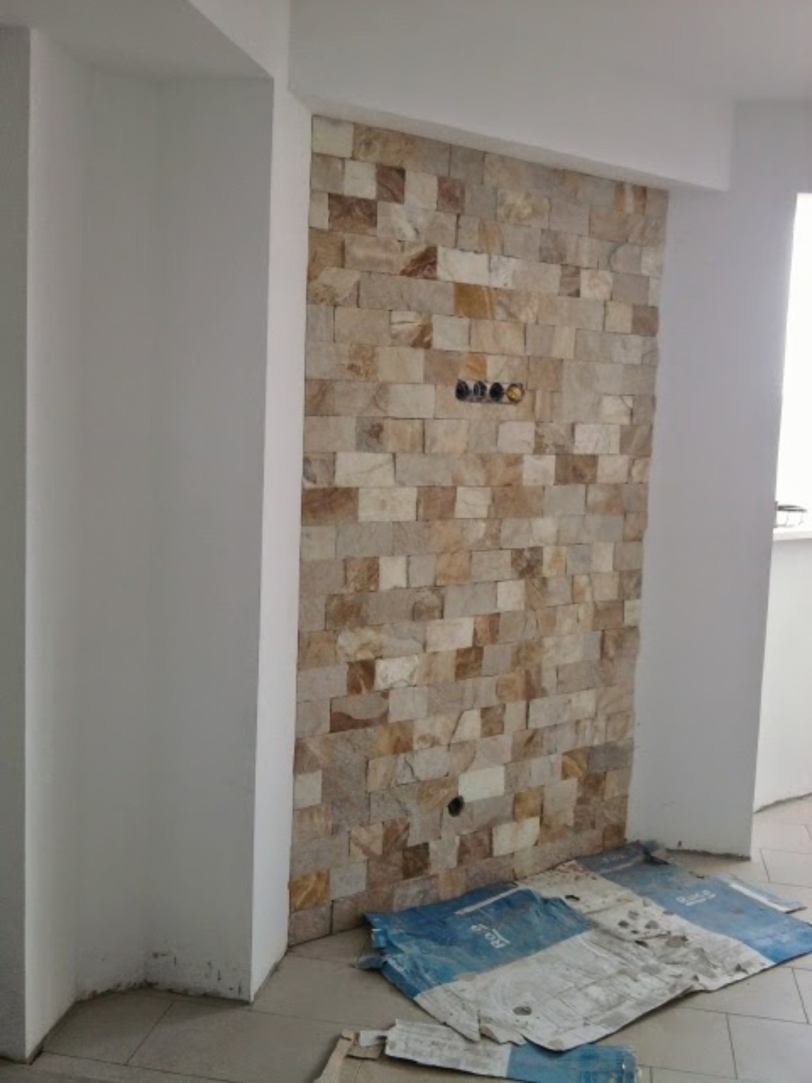 Habillage décoratif d’un mur intérieur