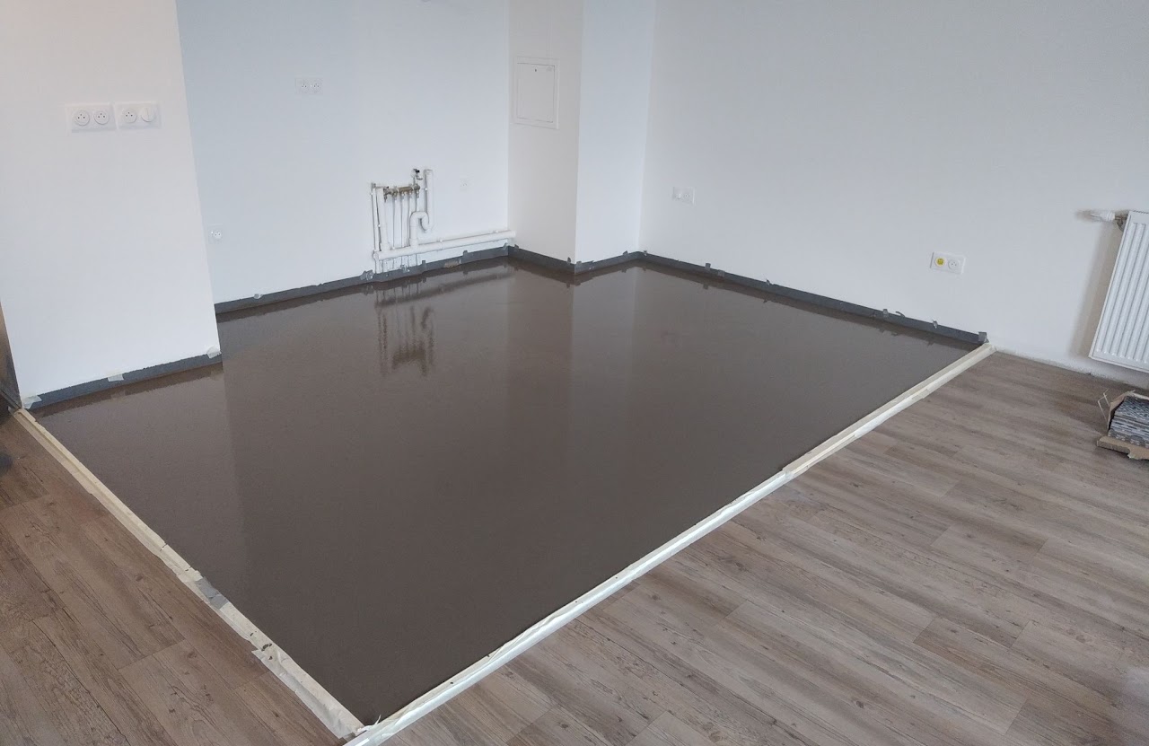 Ragréage d’un sol intérieur avant pose du revêtement